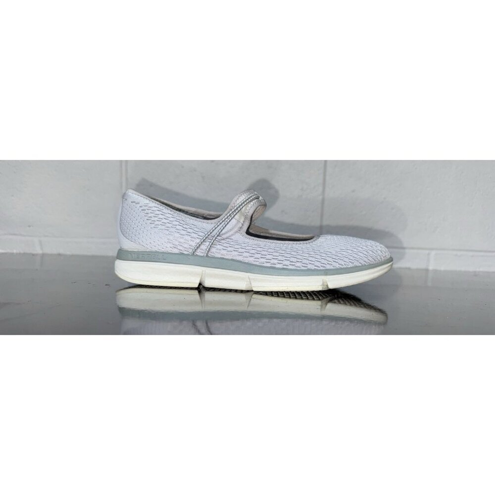 Merrell Zoe Sojourn Womens Casual Slip On Mary Janes Shoes Flats Size 8.5 Gray